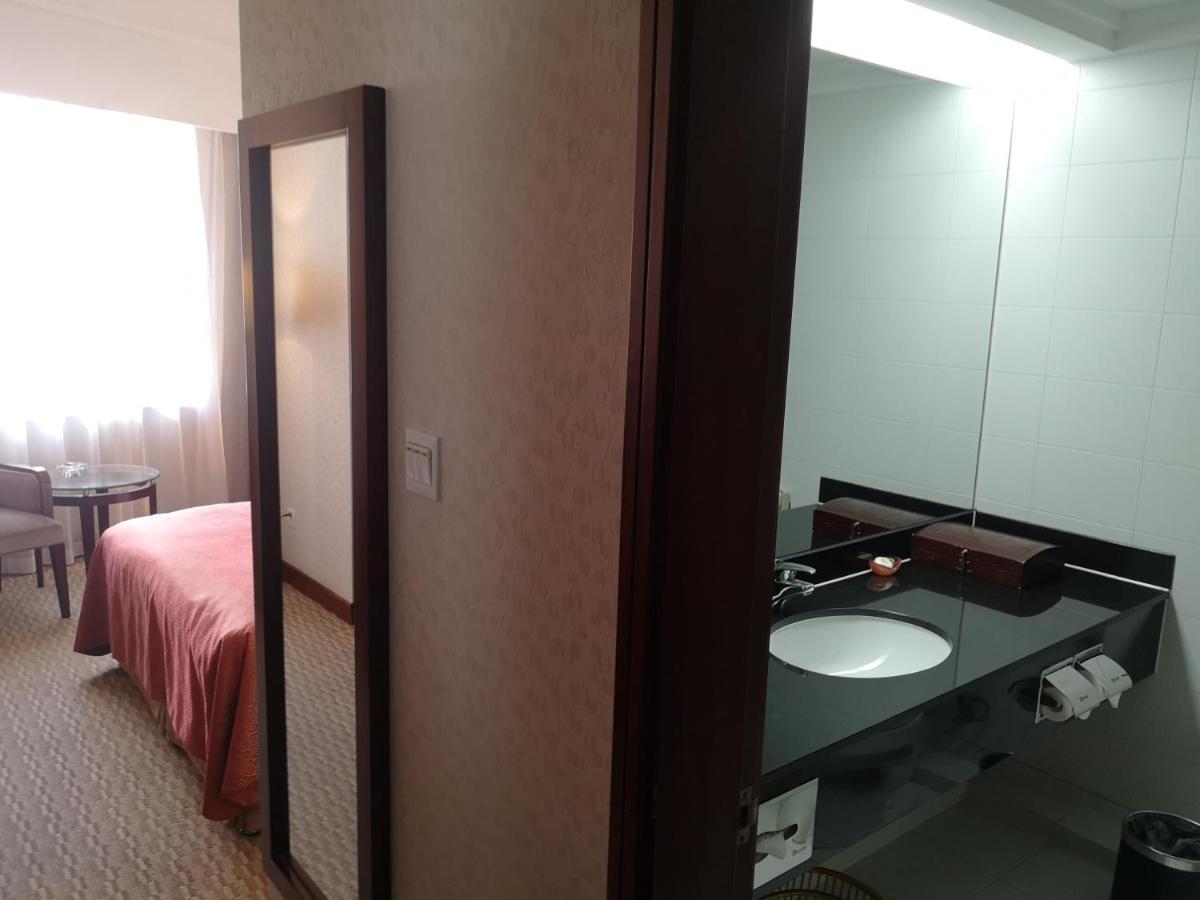 Jinling Jingyuan Plaza Hotel Nanquim Exterior foto