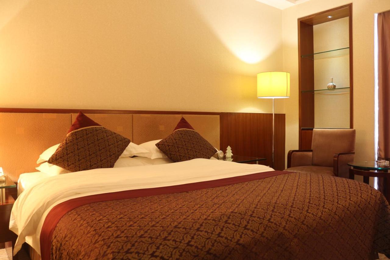 Jinling Jingyuan Plaza Hotel Nanquim Exterior foto